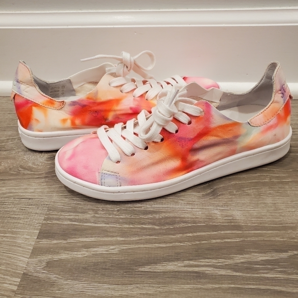 NEW Schutz Ofelia Tie Dye Neon Soft Leather Sneakers - Picture 2 of 8